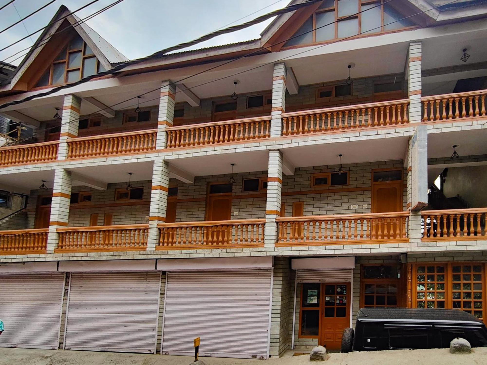 Hotel Arohi Vashist Eksteriør billede