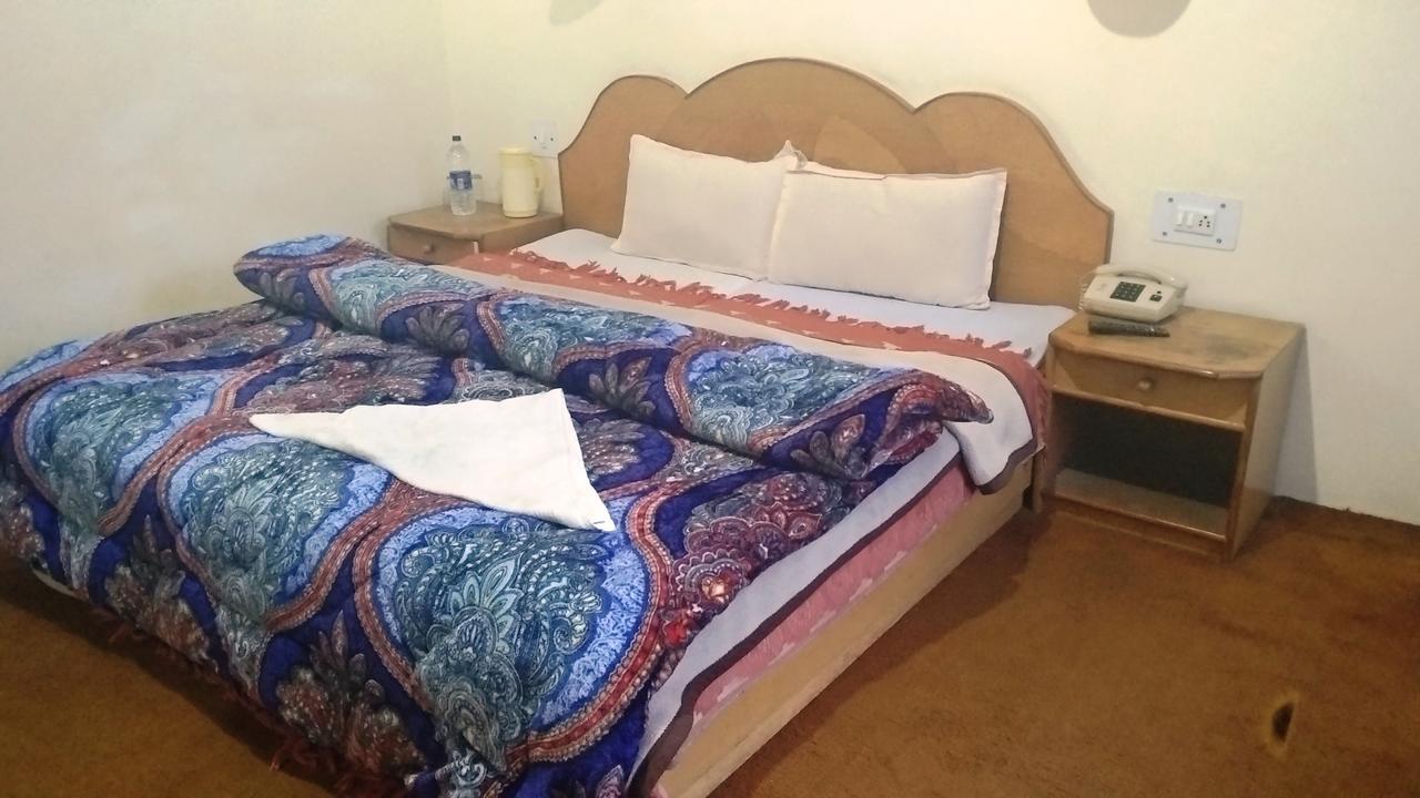 Hotel Arohi Vashist Eksteriør billede