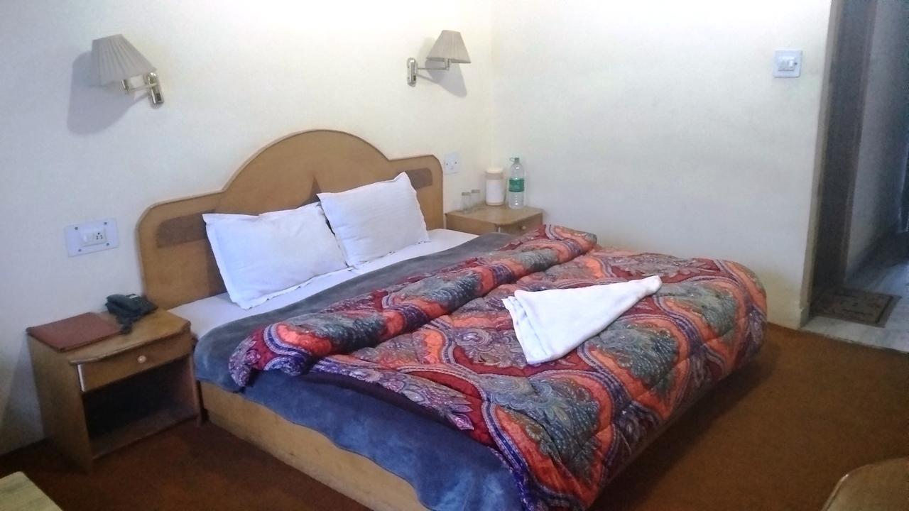 Hotel Arohi Vashist Eksteriør billede