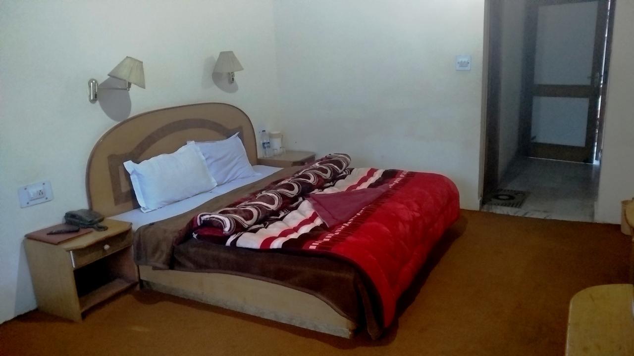 Hotel Arohi Vashist Eksteriør billede